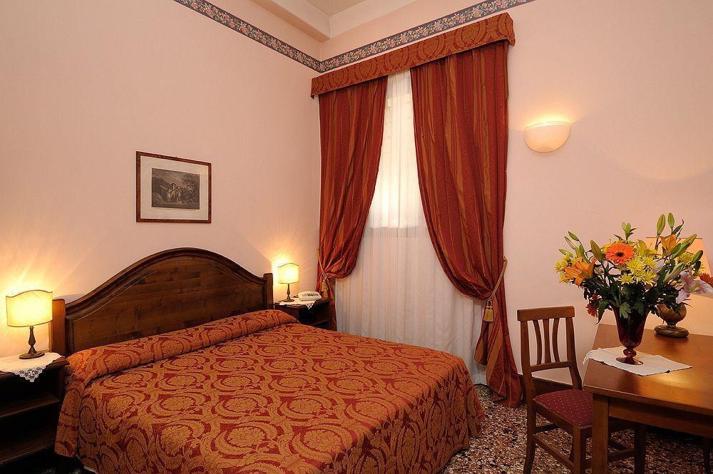 De L'Alboro Hotel Veneţia Exterior foto
